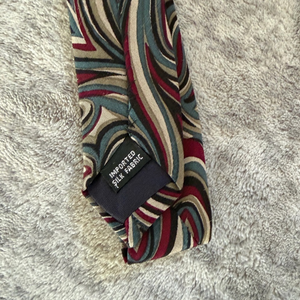 Chez Roffe Men’s Colorful Design Tie - Picture 4 of 4